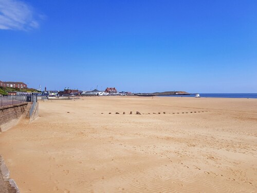 Sea Breeze is a delightful large family house a short stroll to the beach.