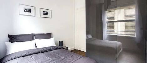 1 chambre, fer et planche à repasser, lit parapluie, Wi-Fi gratuit