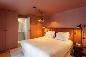 1 bedroom, iron/ironing board, travel crib, free WiFi