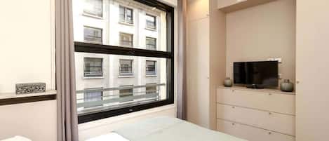 1 chambre, fer et planche à repasser, lit parapluie, Wi-Fi gratuit