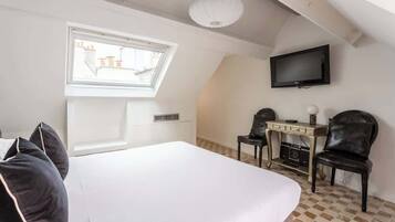 1 slaapkamer, een strijkplank/strijkijzer, reisbedje, gratis wifi