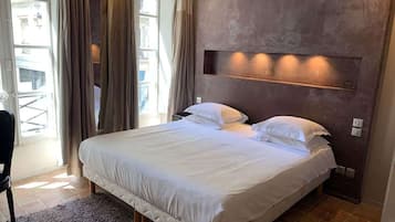 Iron/ironing board, travel crib, WiFi (free), bed sheets
