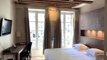 Iron/ironing board, travel crib, WiFi (free), bed sheets
