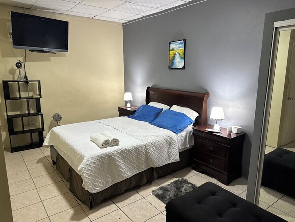 1 Schlafzimmer, Bügeleisen/Bügelbrett, WLAN, Bettwäsche