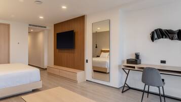 خزنة داخل الغرفة وواي فاي مجانًا