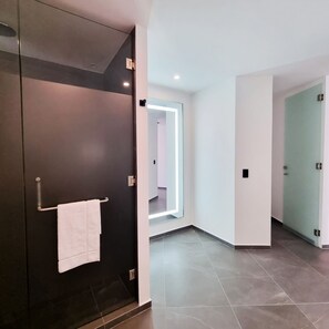 Kamar Premium, pemandangan kota | Kamar mandi | Pengering rambut