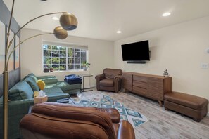 Smart-TV, Stereoanlage