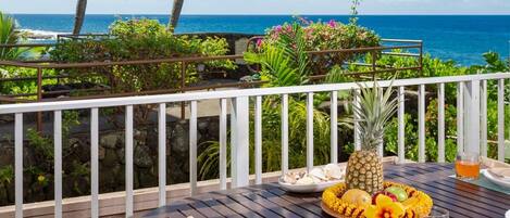 คอนโด, หลายเตียง (Alii Villas #135 Oceanfront, Remodele) | รับประทานอาหารกลางแจ้ง