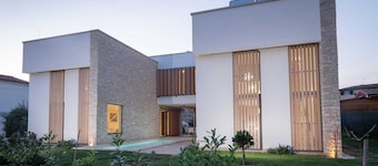 Villa 2in1 by Vacay Villas