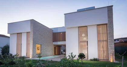 Villa 2in1 by Vacay Villas