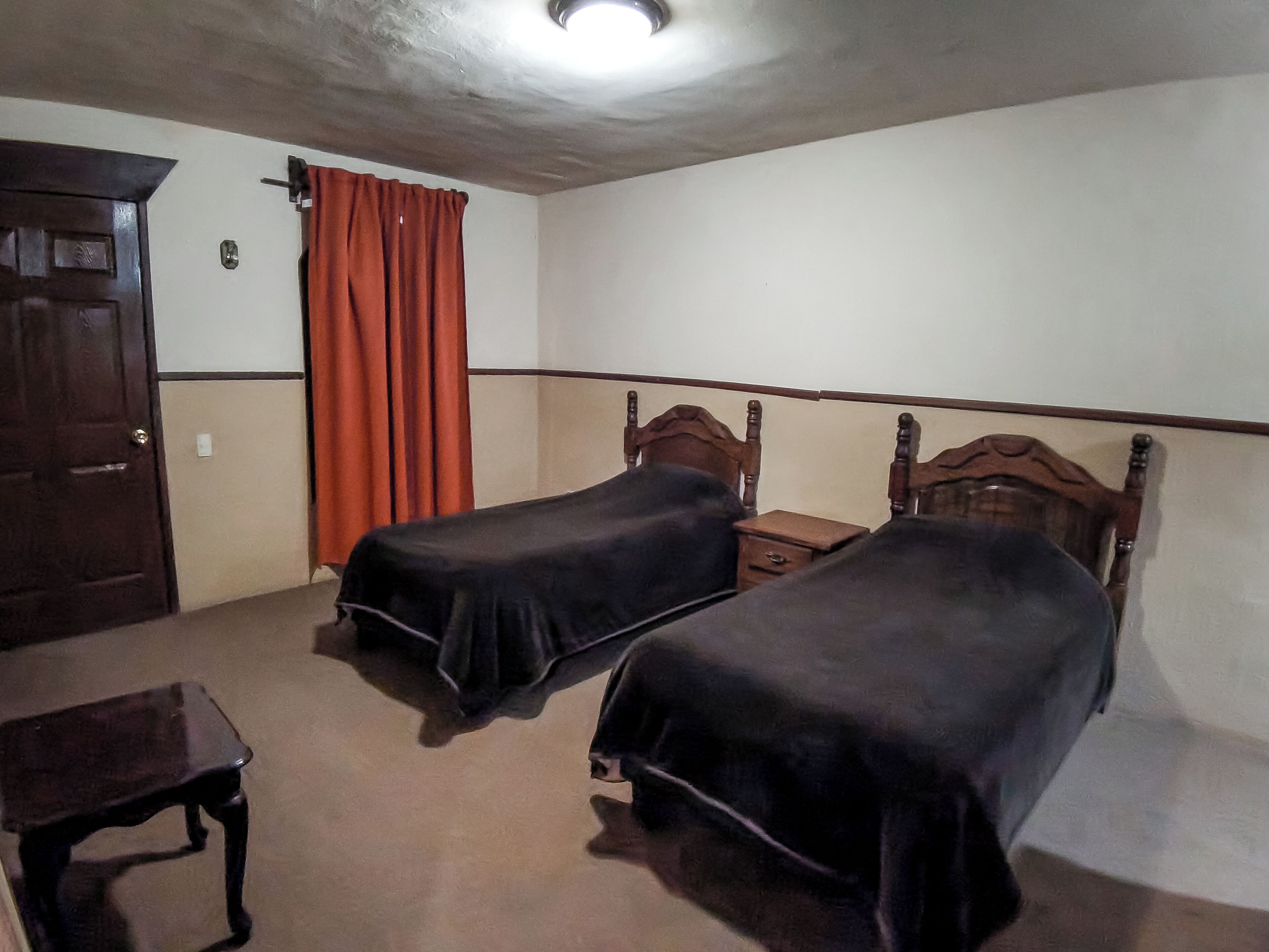 Suite estándar, vista al patio | Wifi gratis y ropa de cama 