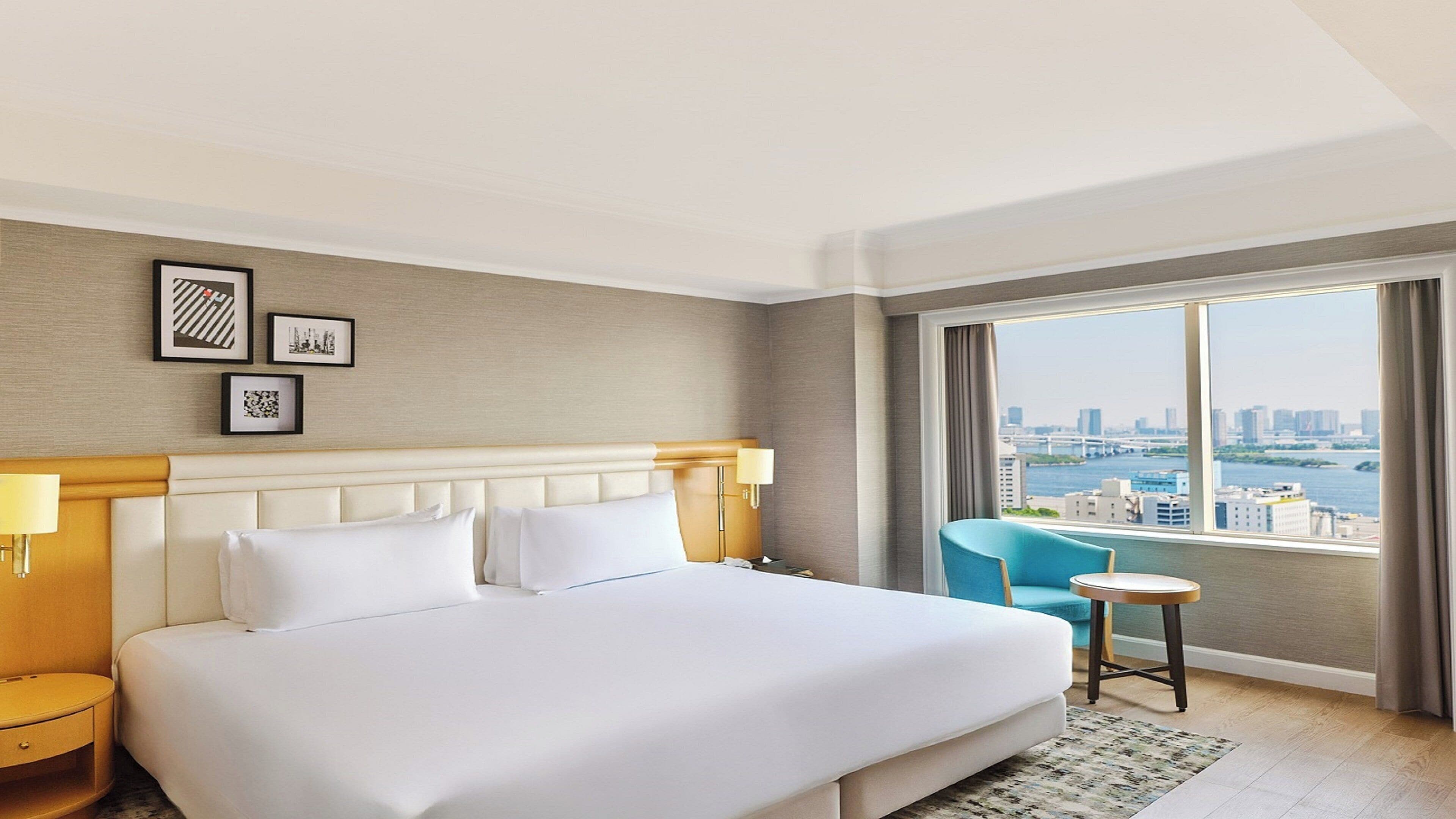 Suite, 1 chambre, vue sur la baie, en coin | Bureau, accès au Wi-Fi (inclus), literie fournie