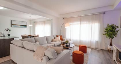 6 Beds Serenity Oasis in Falls/Pool Table + Ping Pong