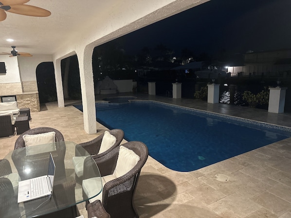 Pool