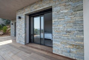 Exterior detail - Villa Horizon Elegant villa with breathtaking views and sleek design. (Lecci)