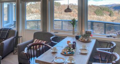 Lovely home in Flaktveit with WiFi