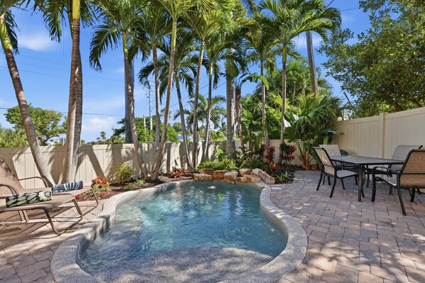 Piscine extérieure, piscine chauffée