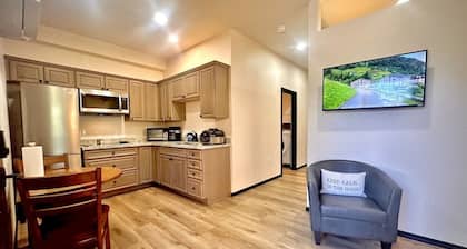 Villa Hermosa- Guest Quarters