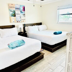 2 slaapkamers, een strijkplank/strijkijzer, gratis wifi, beddengoed