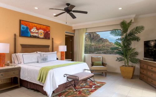 Luxury & Adventure Await at Villa del Palmar, Loreto’s Secluded Beachfront Gem