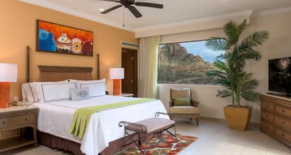 Luxury & Adventure Await at Villa del Palmar, Loreto’s Secluded Beachfront Gem