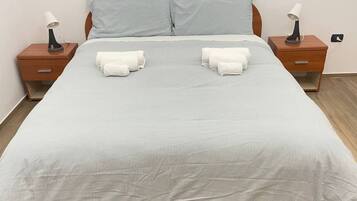 2 Schlafzimmer, Bügeleisen/Bügelbrett, kostenloses WLAN, Bettwäsche