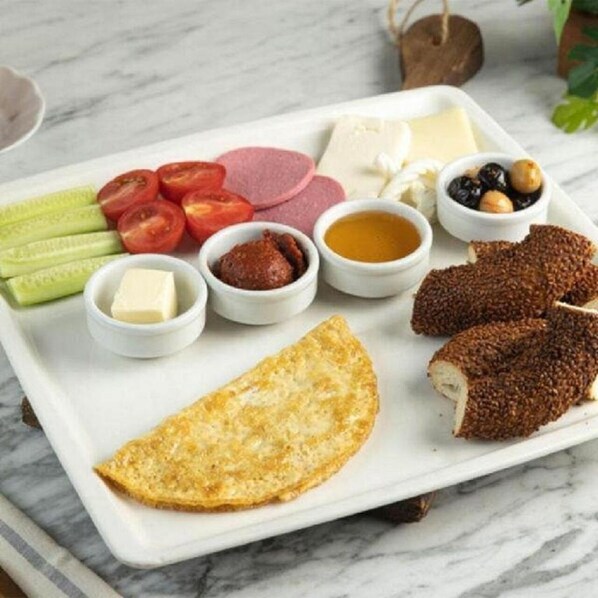 Colazione continentale inclusa, servita tutte le mattine