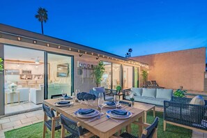 Outdoor dining - Heated Pool Scottsdale Sleep 10 (Scottsdale)