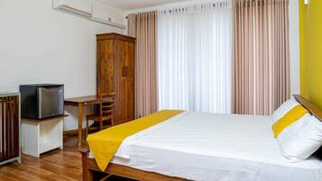 5 makuuhuonetta, silitysrauta/-lauta, Wi-Fi, vuodevaatteet