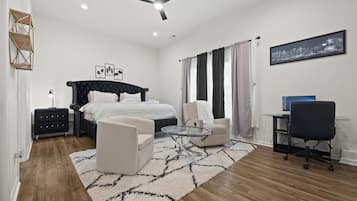 4 bedrooms, desk, iron/ironing board, free WiFi