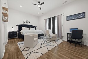 4 bedrooms, desk, iron/ironing board, free WiFi