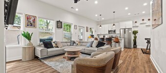 Atlanta Game House with Hot Tub