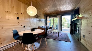 Smart TV, fireplace, video games, DVD player