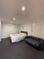 Standard Double Room, Non Smoking, Kitchenette | Living area