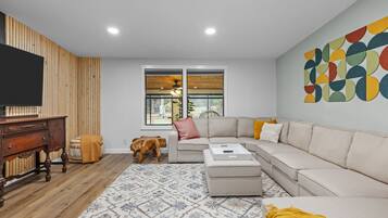 Smart-TV, peis, videospill og bøker