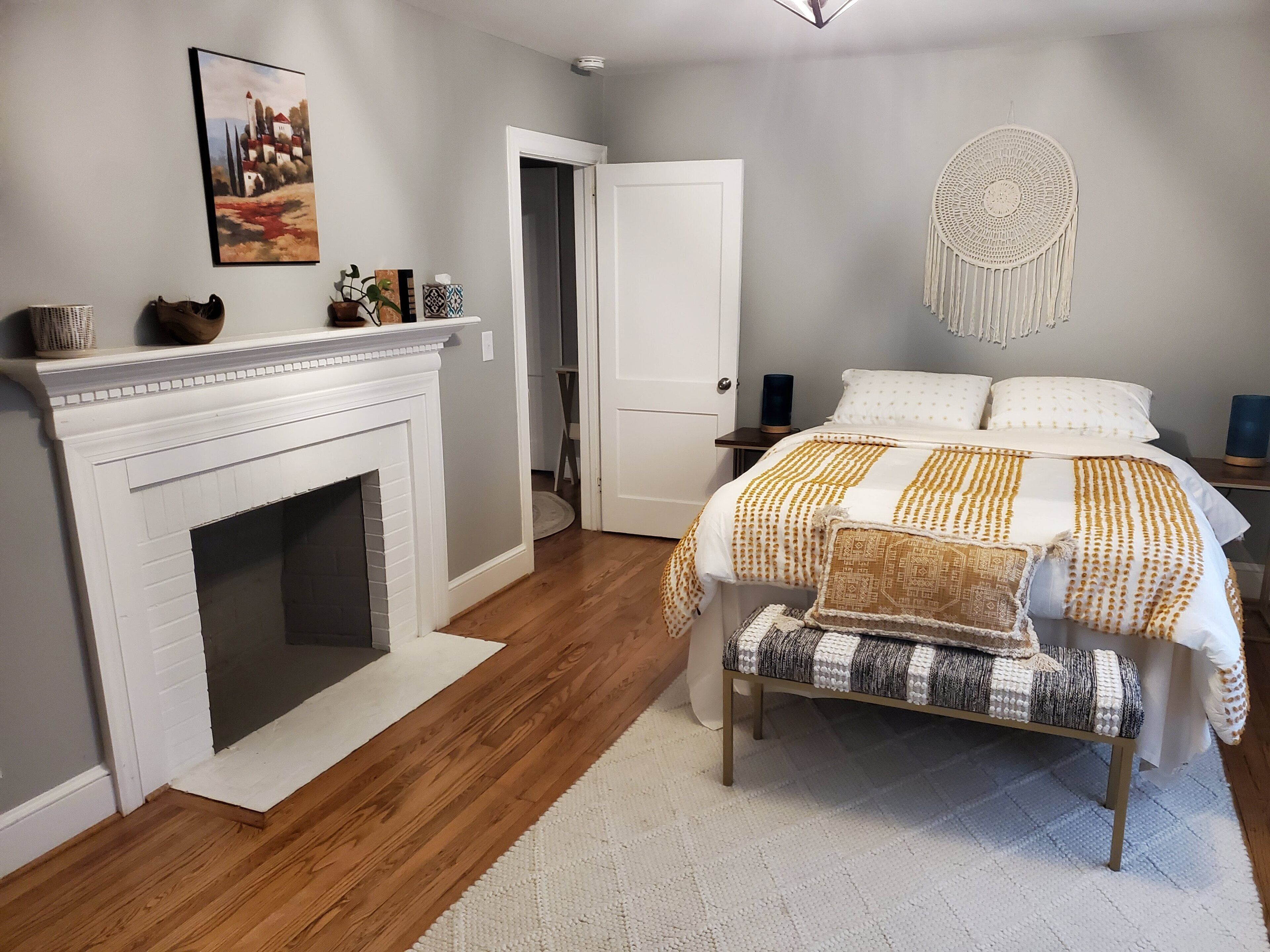 2 chambres, fer et planche à repasser, Wi-Fi gratuit, draps fournis