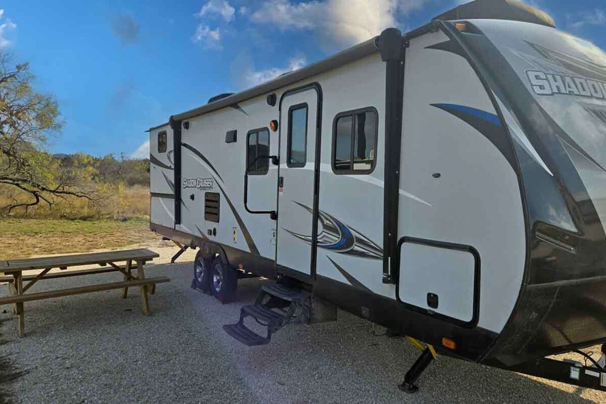 Family Mobile Home | Tech