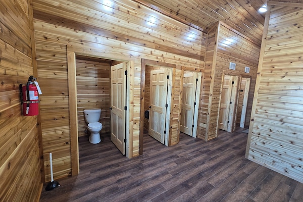 Cabaña básica | Baño | Toallas y jabón