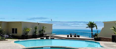Outdoor pool, a heated pool