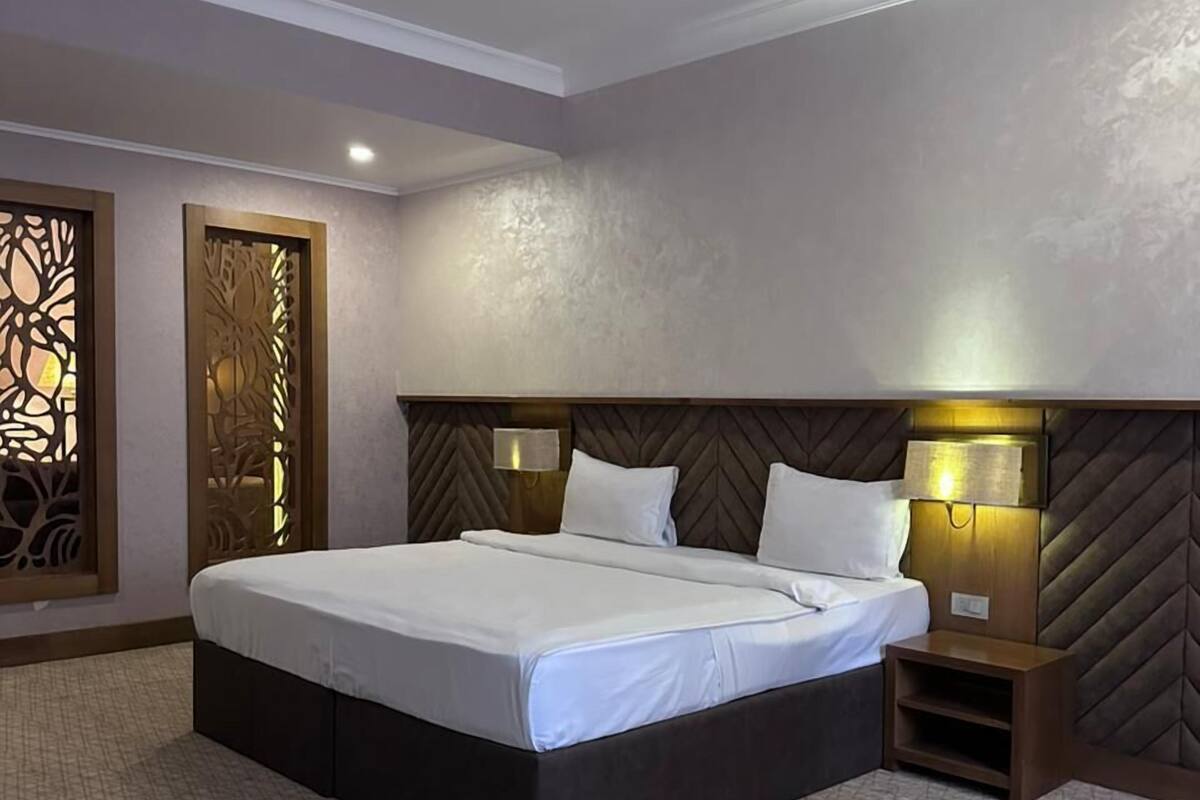 Chambre Double Standard, vue ville | Coffres-forts dans les chambres, décoration personnalisée