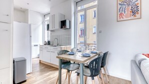 Uklassifisert bilde, 3 av 18, knapp