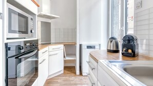 Uklassifisert bilde, 4 av 18, knapp