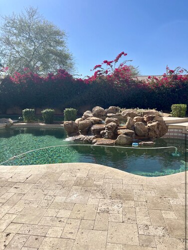 Resort-style Charming 2-bedroom guesthouse in delightful Scottsdale 