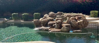 Resort-style Charming 2-bedroom guesthouse in delightful Scottsdale 