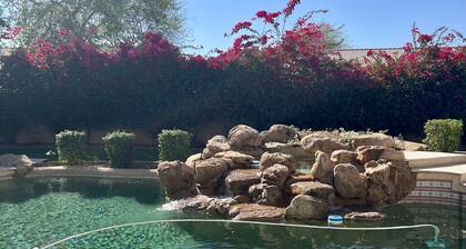 Resort-style Charming 2-bedroom guesthouse in delightful Scottsdale