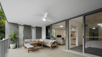 Apartment, 3 Bedrooms, Pool View | Balcony