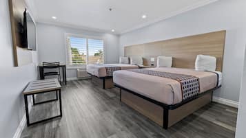 Double Room | Desk, free WiFi