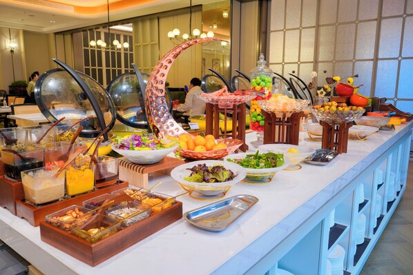 Petit déjeuner buffet compris tous les jours