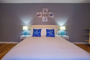2 bedrooms, desk, travel crib, free WiFi