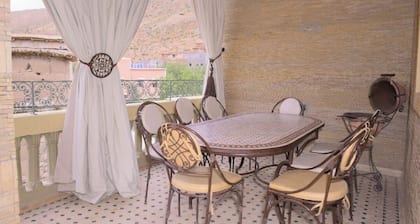 Riad Toubkal D'Atlas Tifnoute